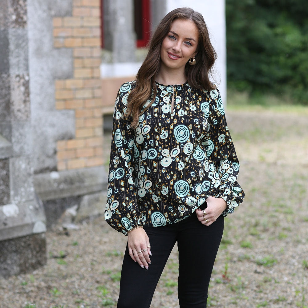 Kerry black top