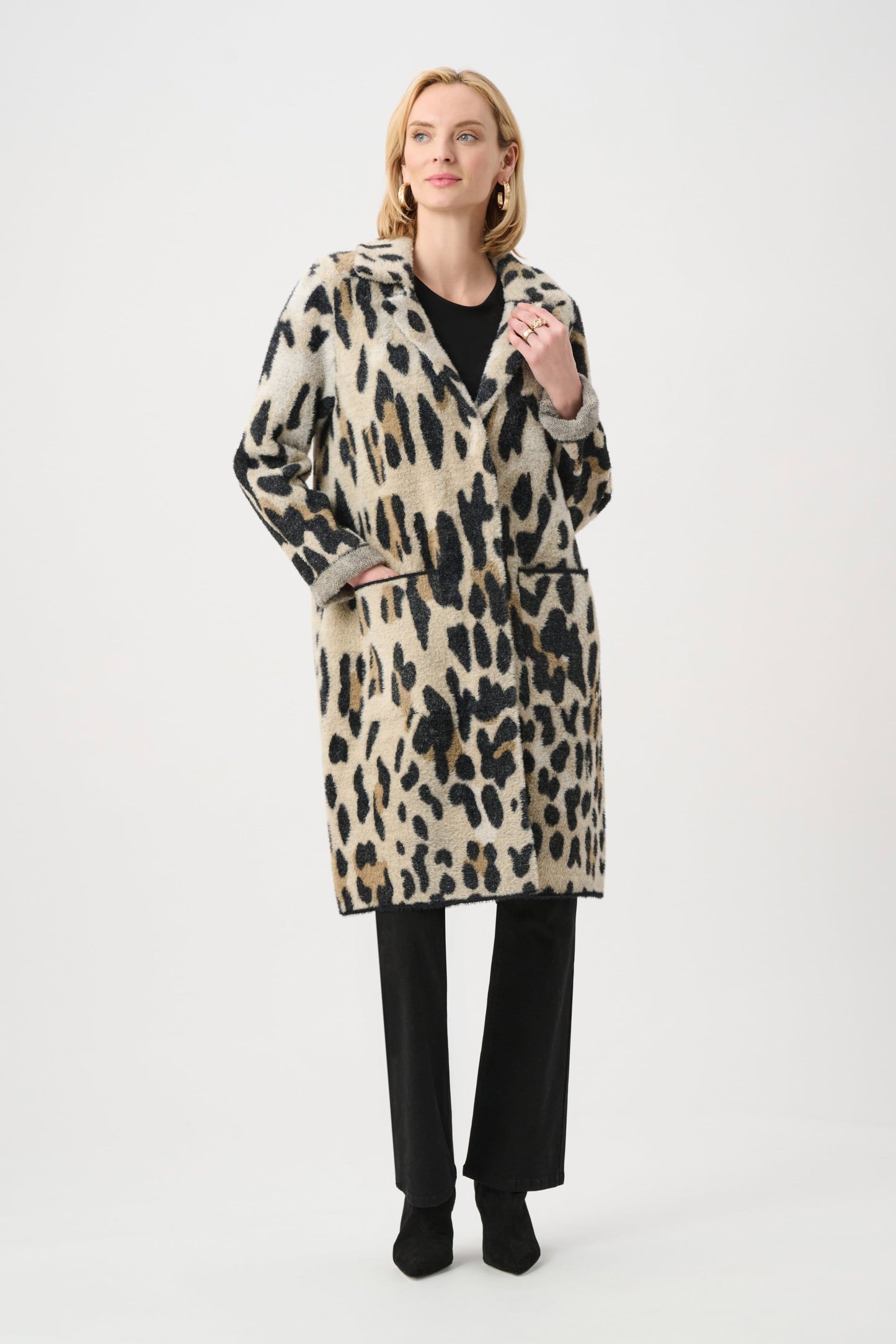 Feather Yarn Leopard Print Coat
263956