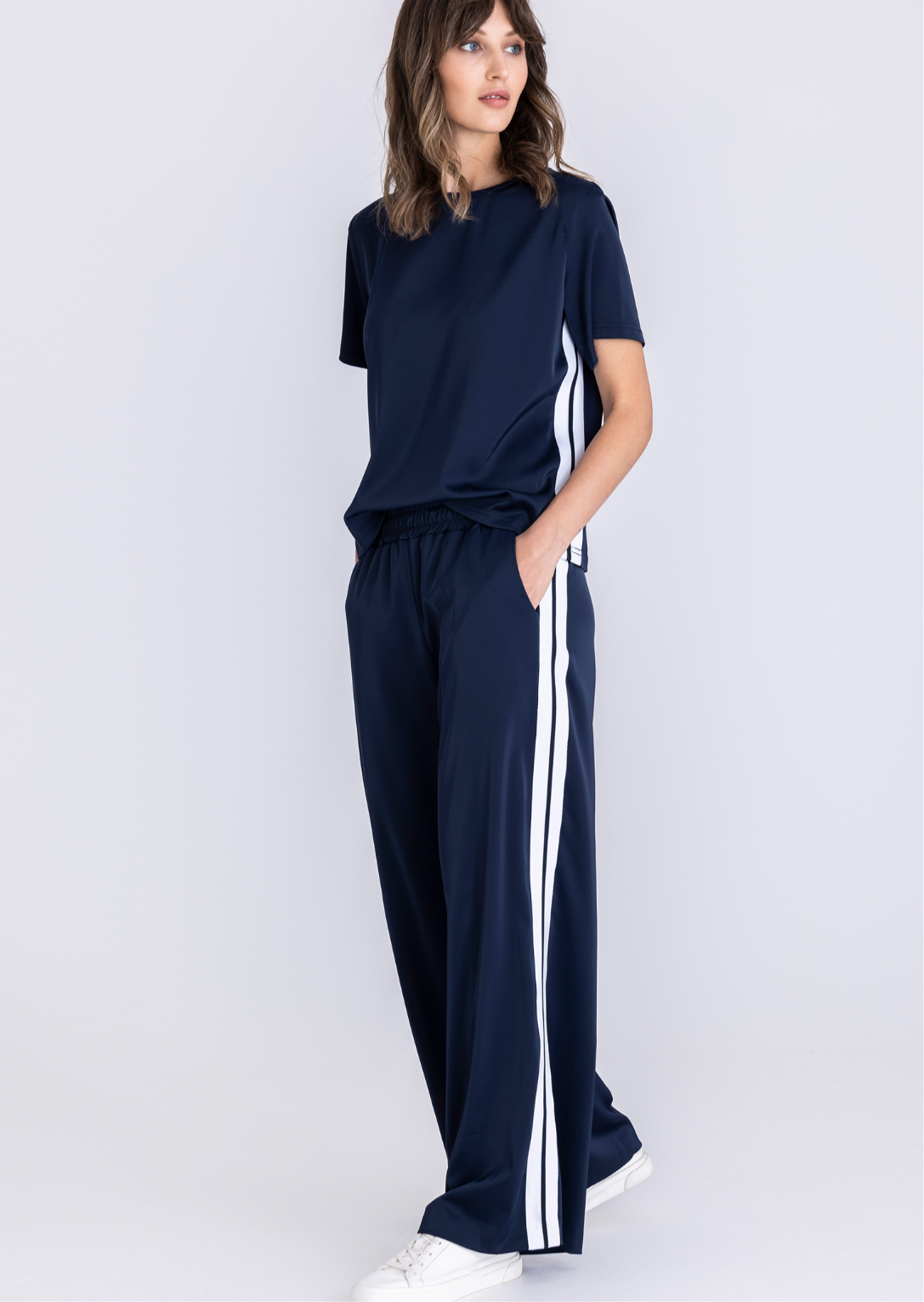 TUZZI 411.658 Diva state of mind- Navy wide leg track bottoms