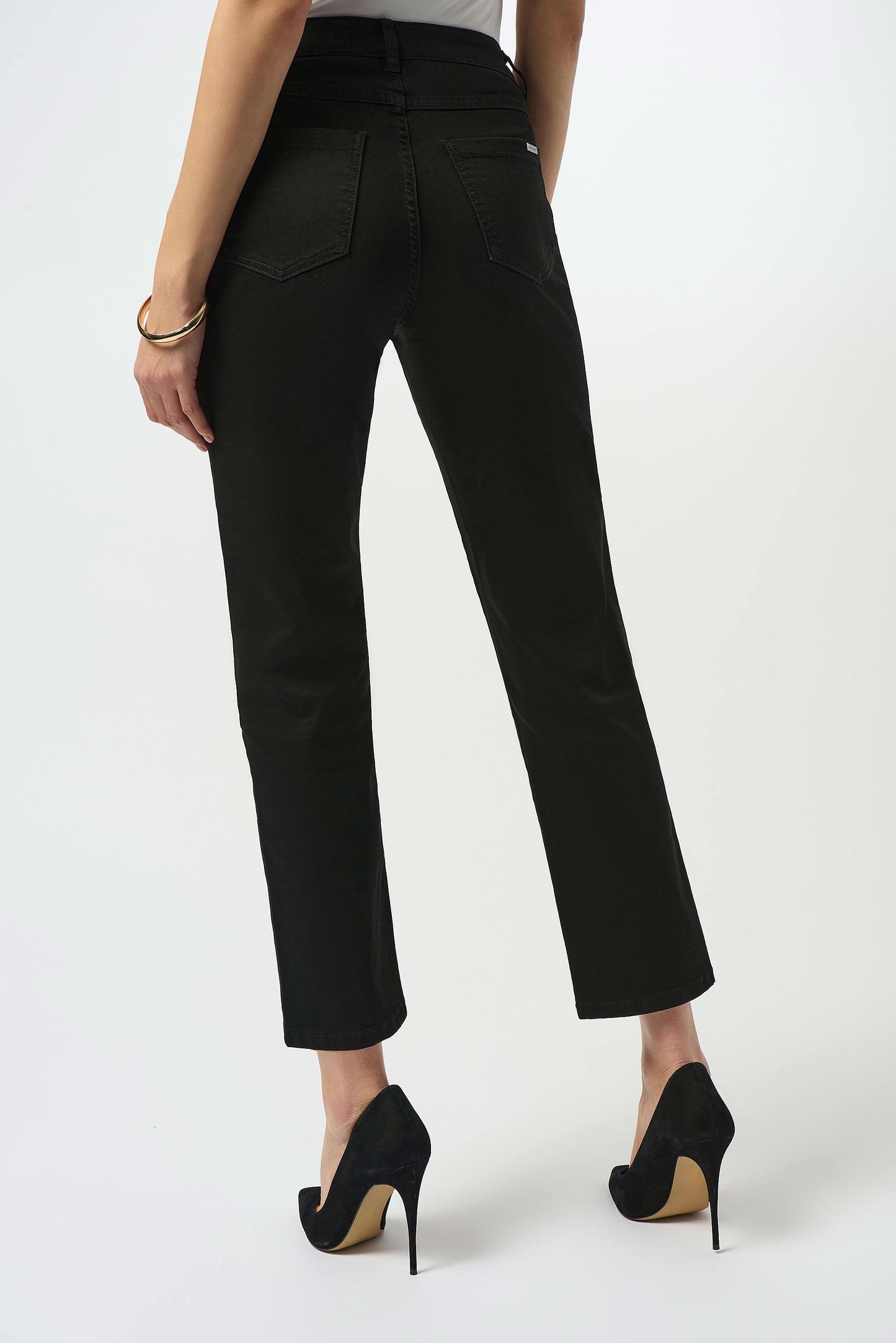 Gia | Classic Slim Fit Stretch Jeans
251966B25