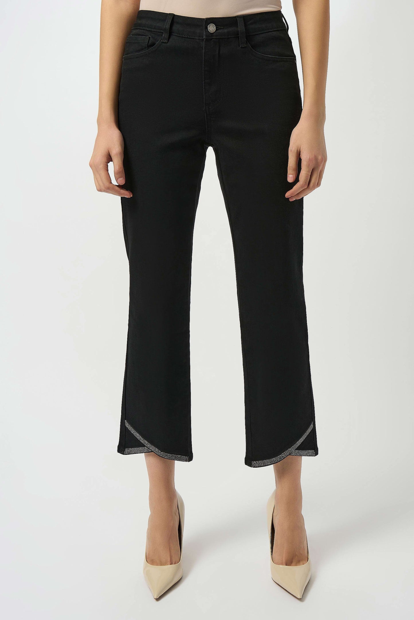Gia | Classic Slim Fit Stretch Jeans
251966B25