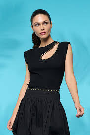 Minueto
BLACK COYOTE TOP