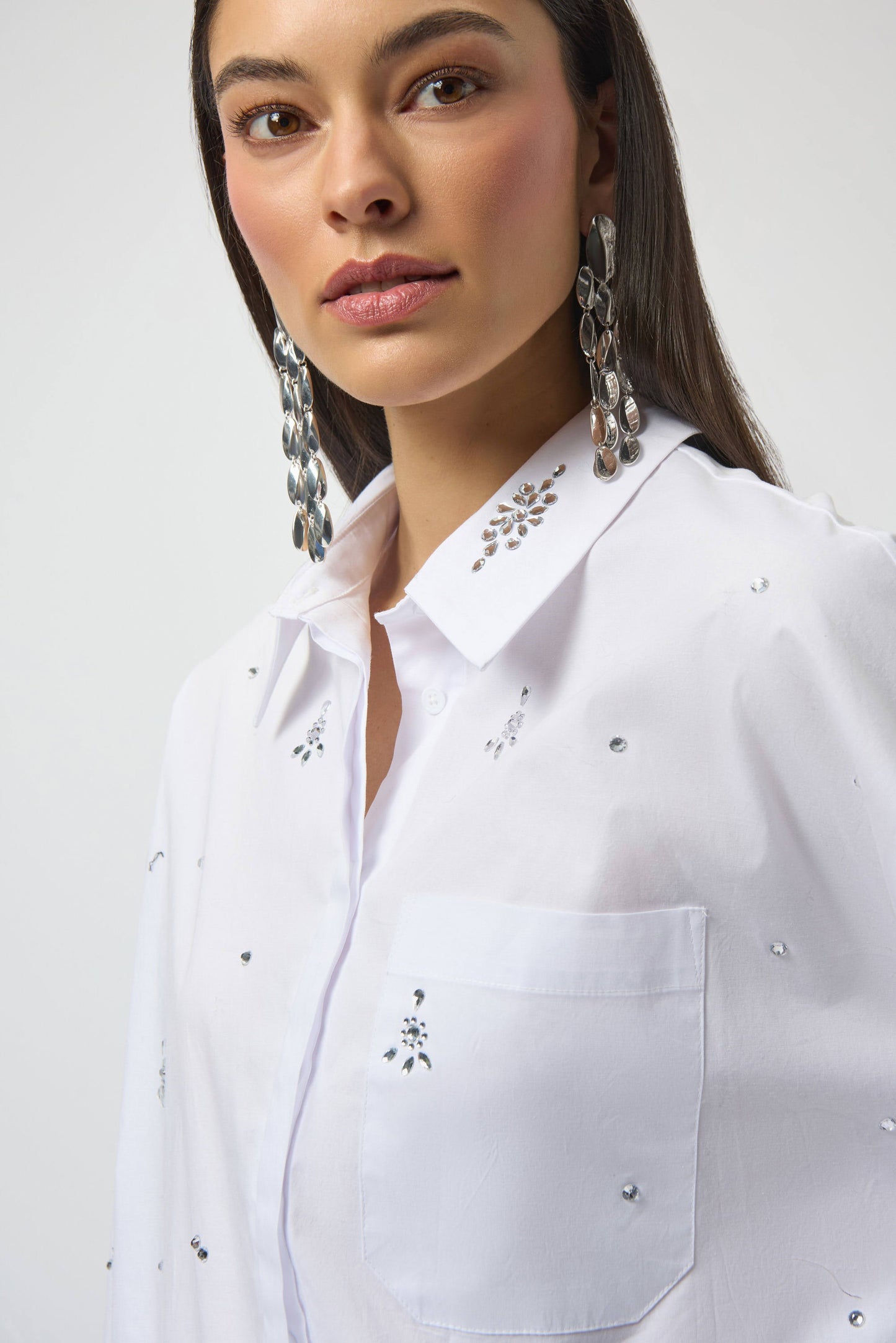 Stretch Poplin Boxy Blouse with Rhinestones
254924