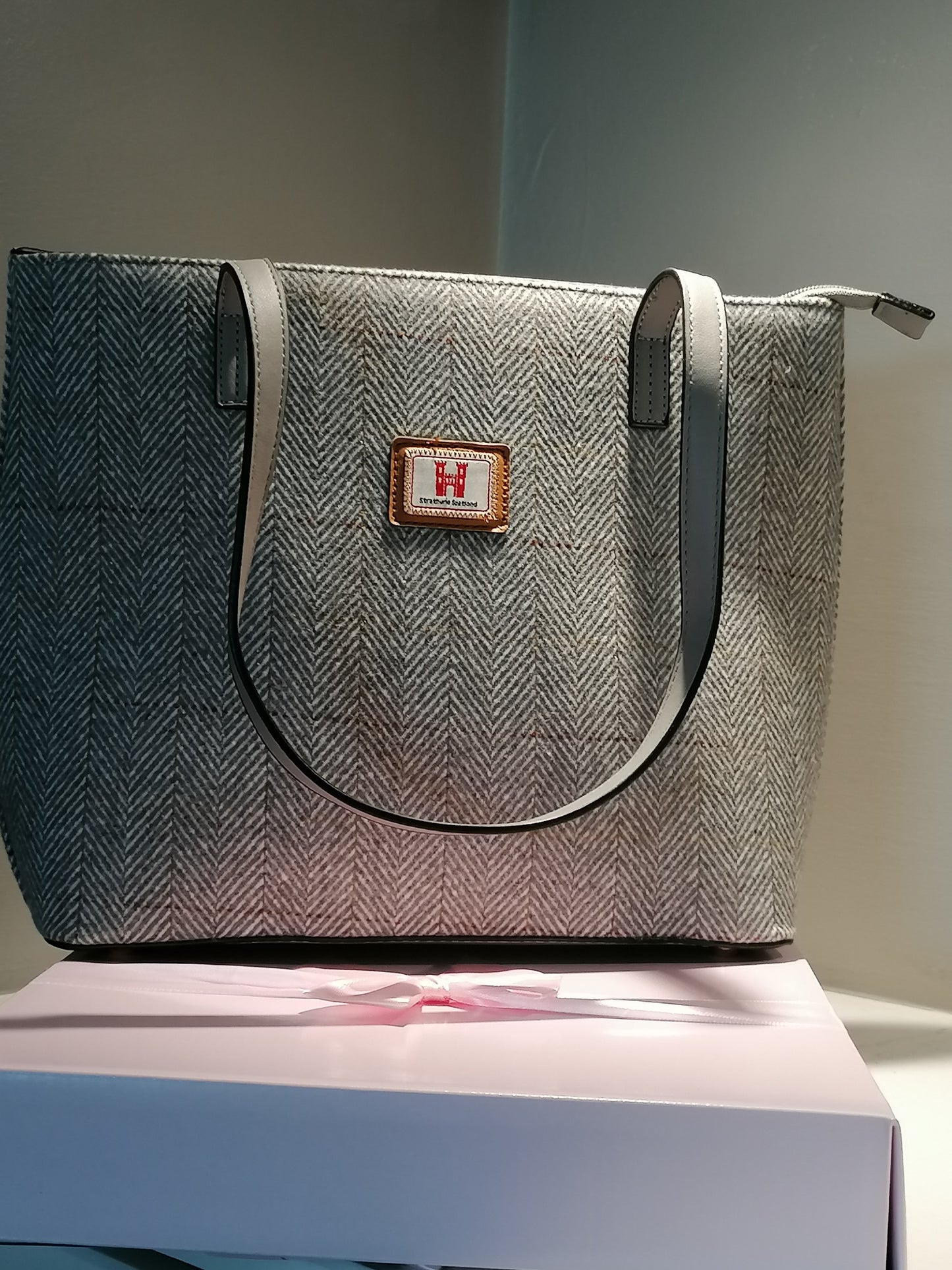 large light herringbone bag 8002