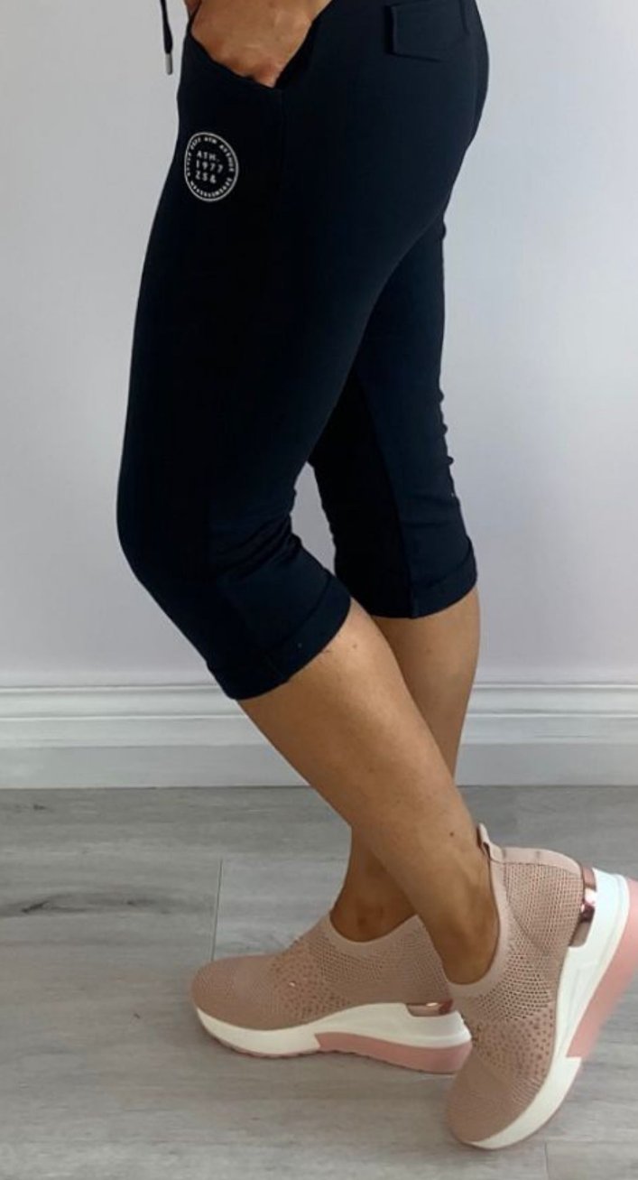 Zoso navy shorts