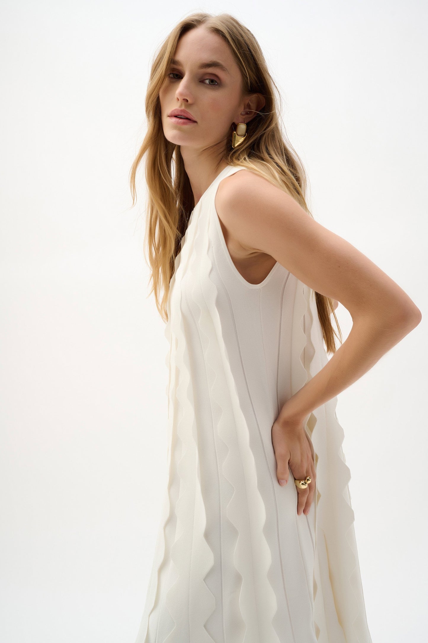 JOSPH RIBKOFF Viscose Sweater Knit Sleeveless A-Line Dress
262961