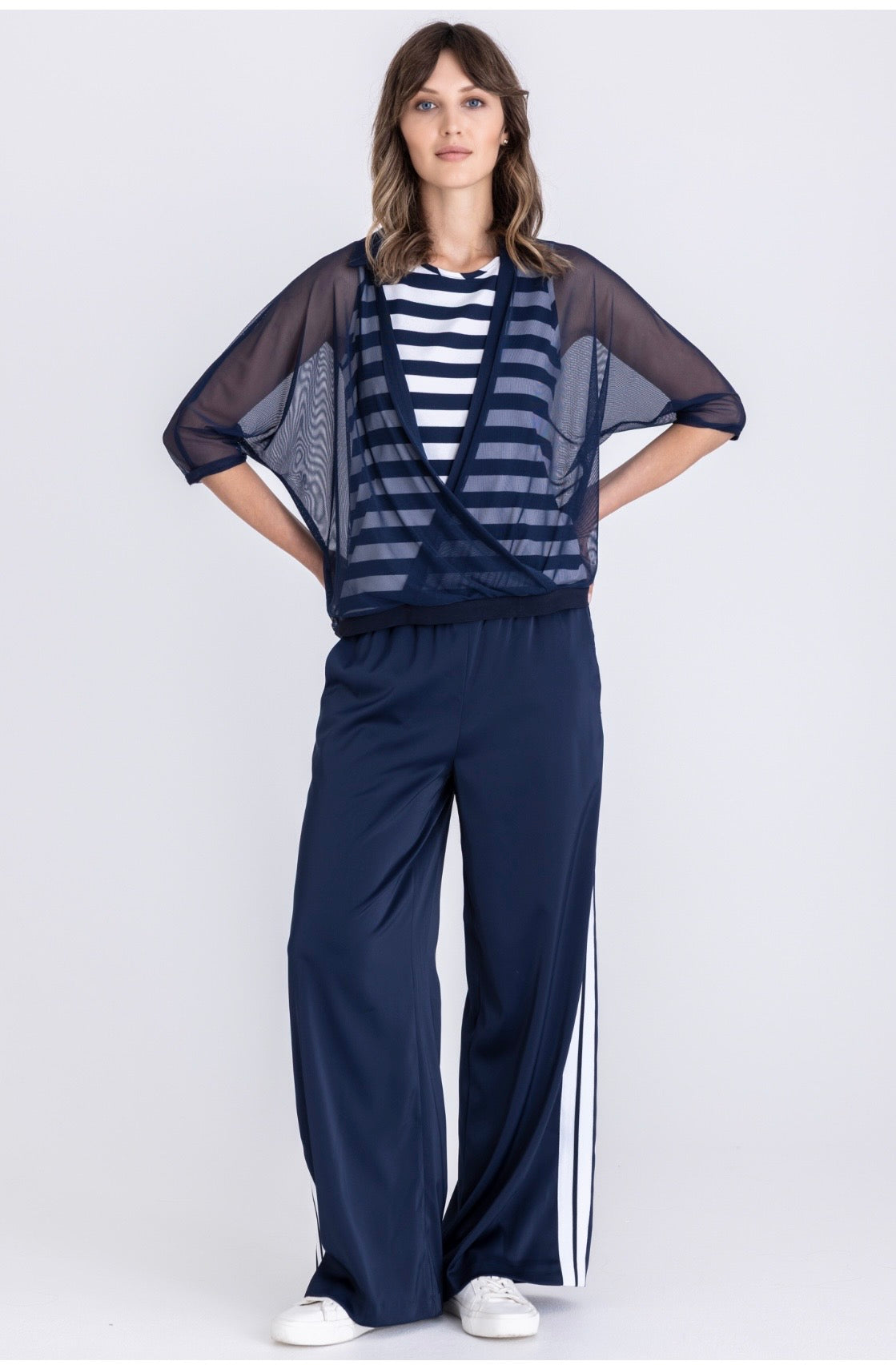 TUZZI 411.404 Diva state of mind- Navy striped shawl top