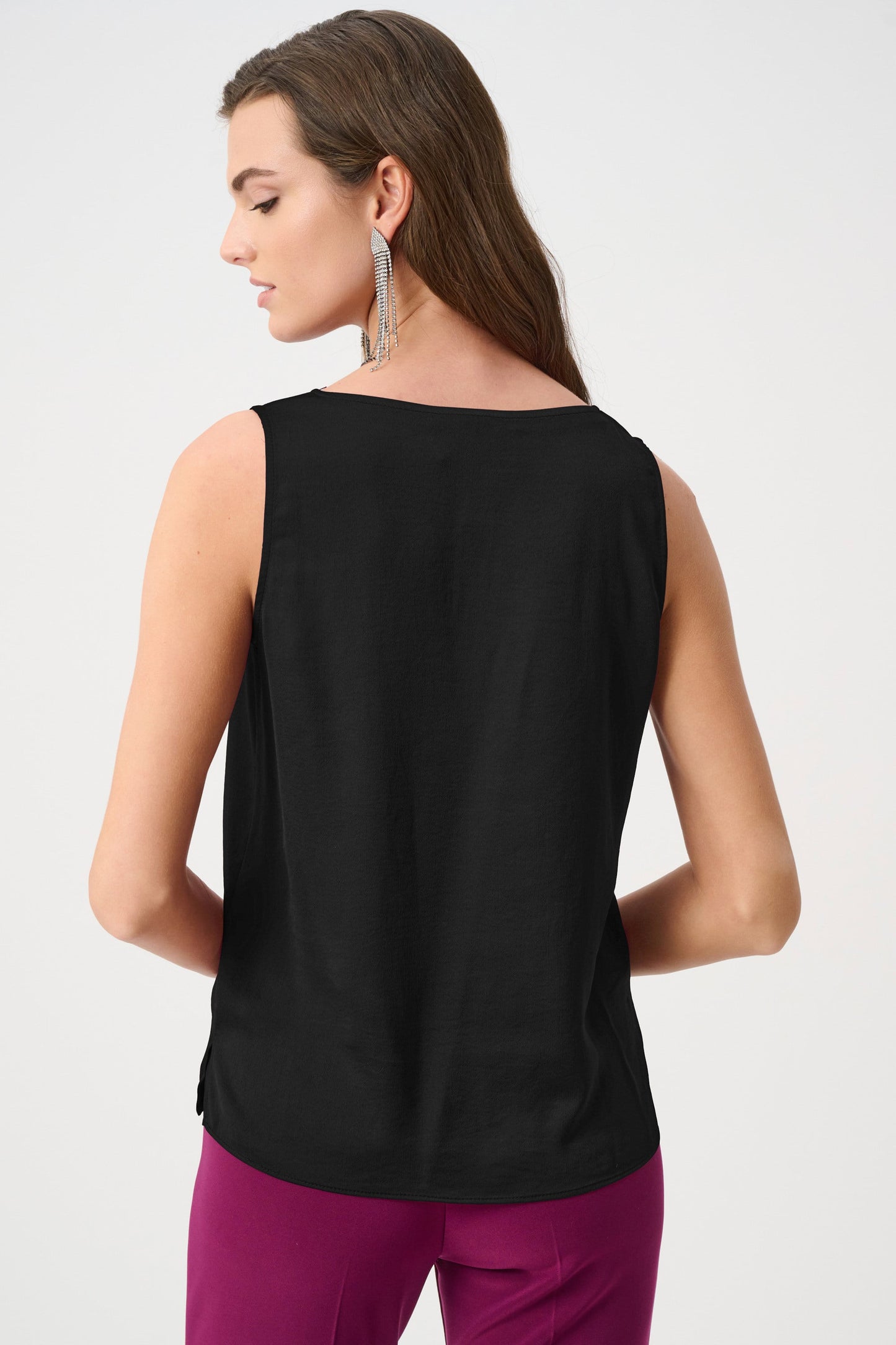 Recycled Satin Sleeveless V-Neck Top
263235
