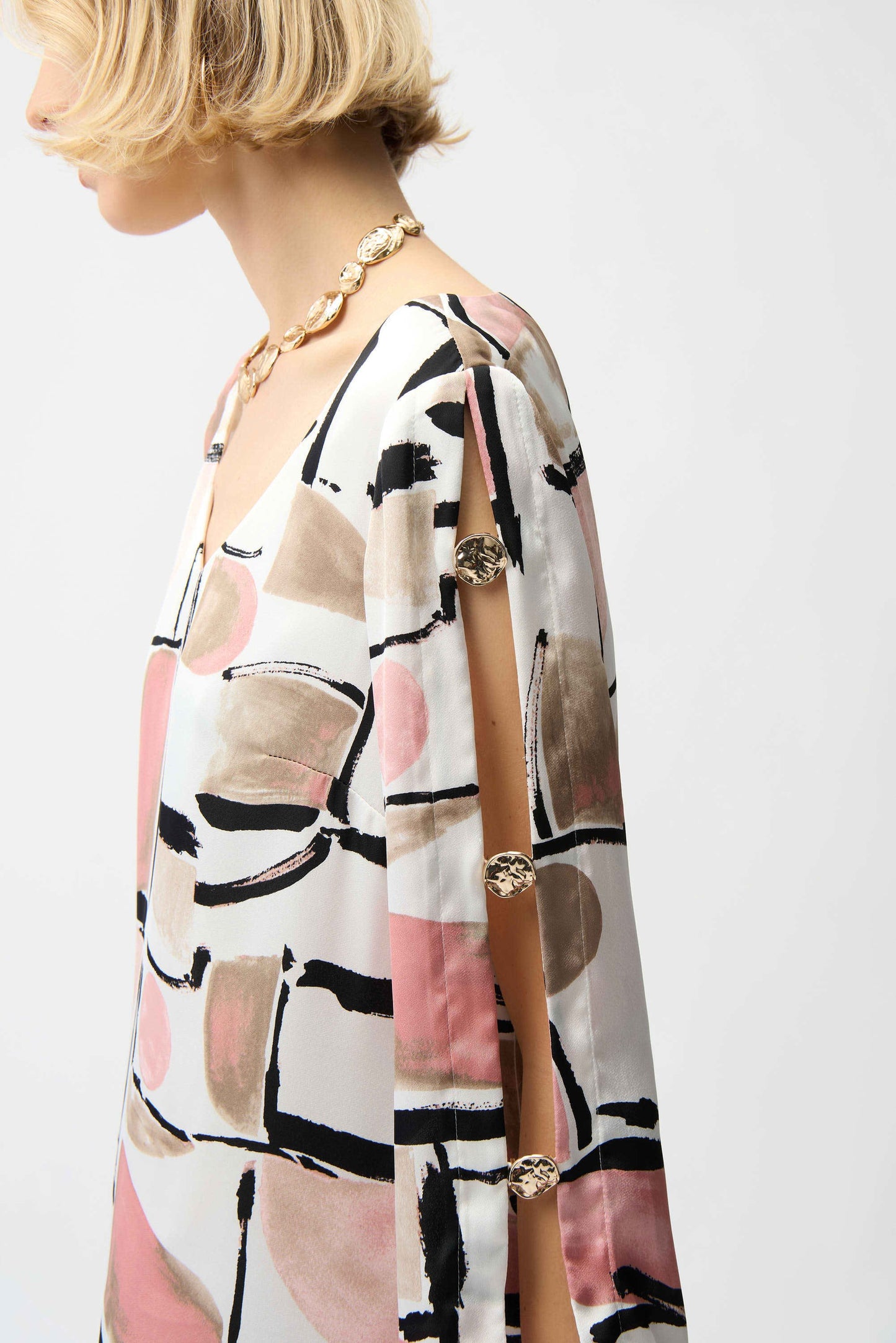 Recycled Satin Abstract Print Trapeze Dress With Gold Detail
261258 Joseph Ribkoff