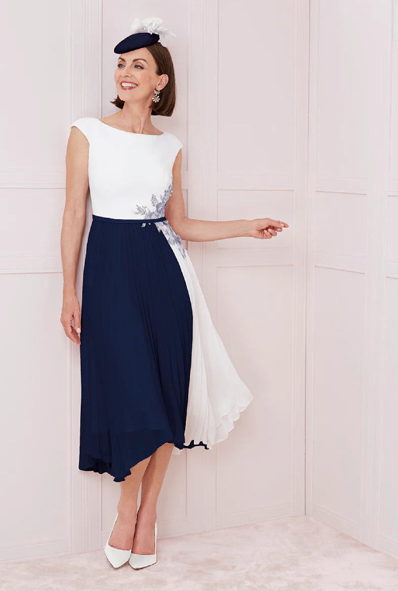 SALE- John Charles 66309 navy/ivory