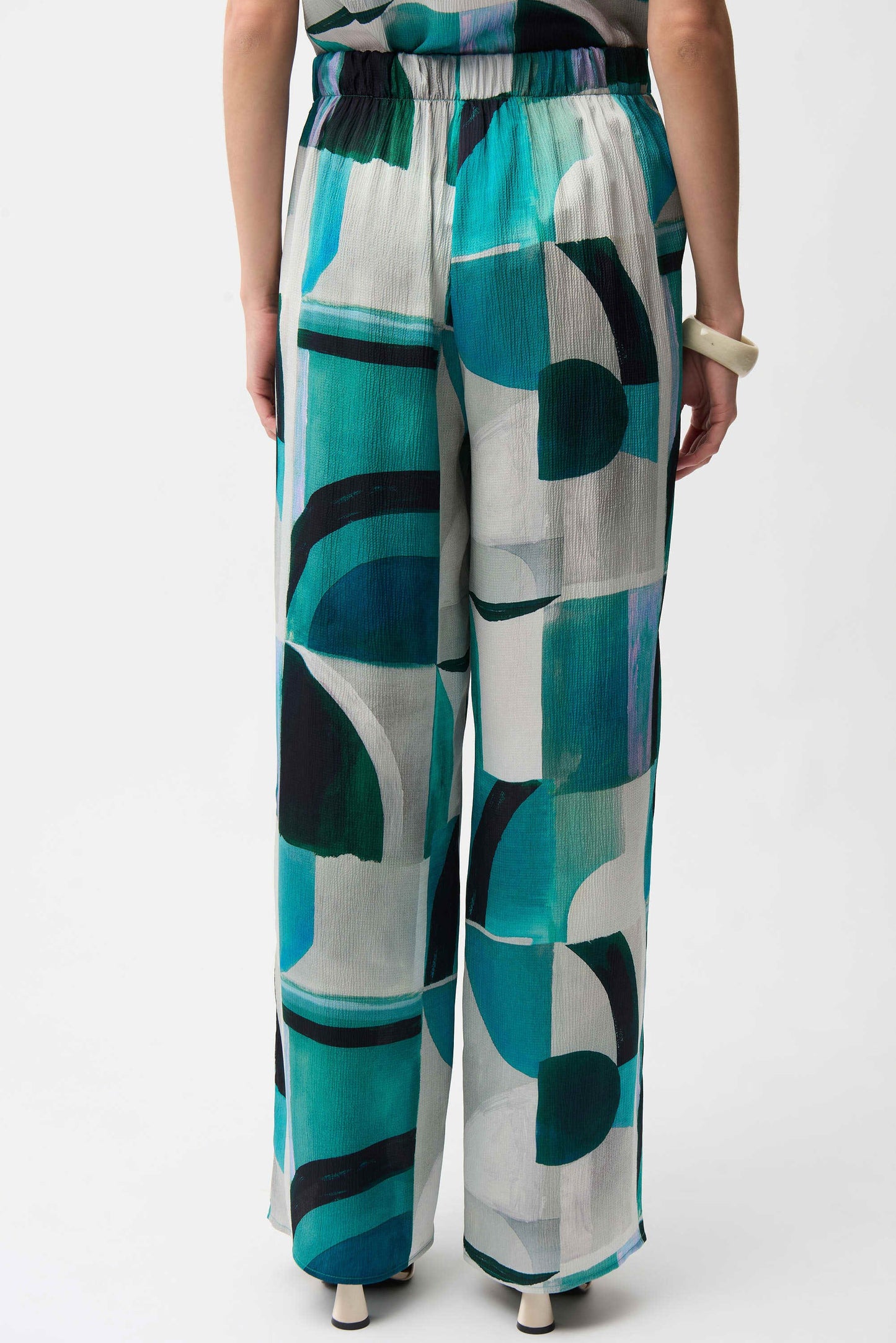 JOSEPH RIBKOFF 261042 Textured Satin Geometric Print Wide Leg Pull-On Pants