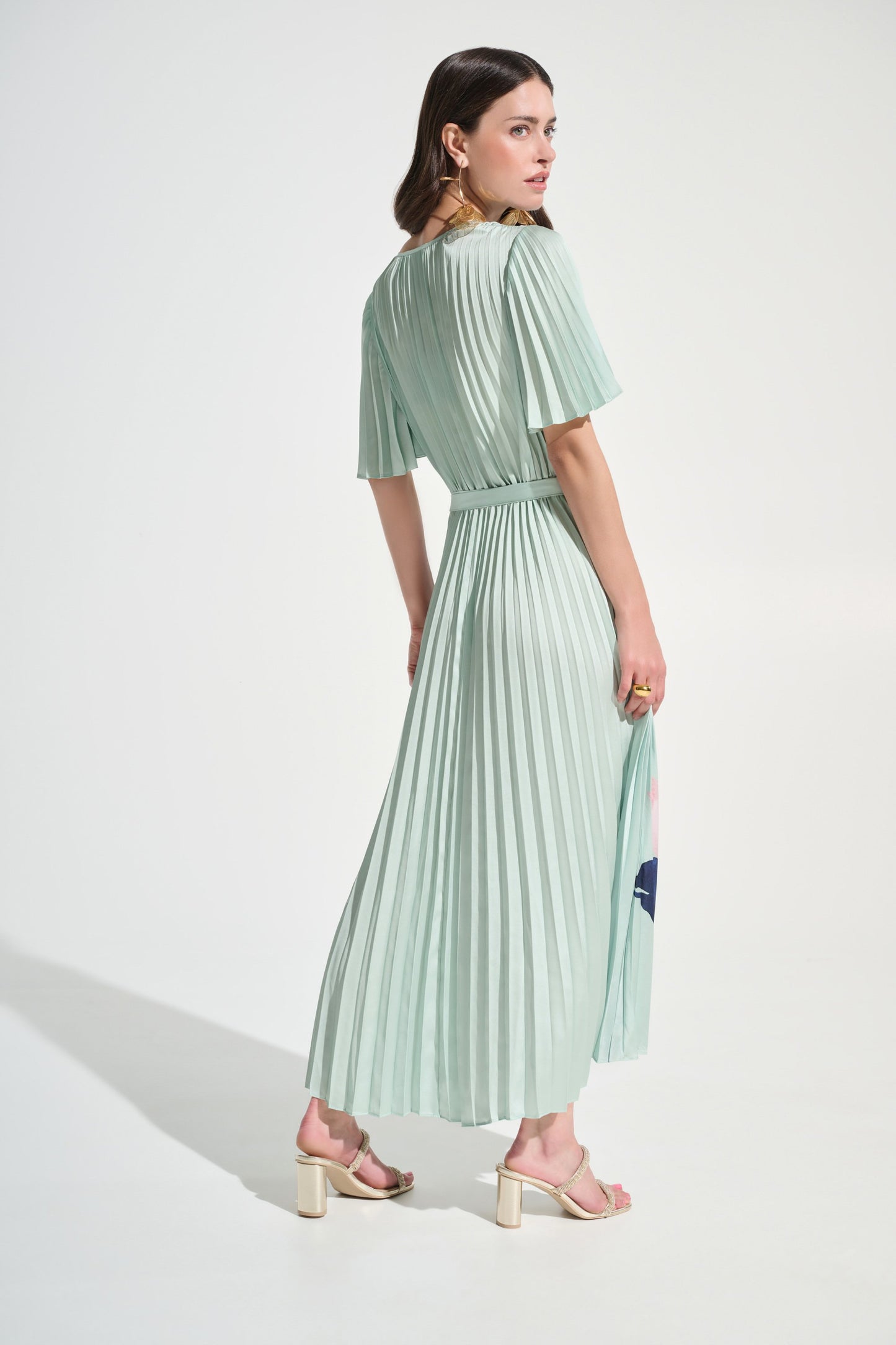 JOSEPH RIBKOFF Signature | Satin Floral Print Fit And Flare Dress 262712