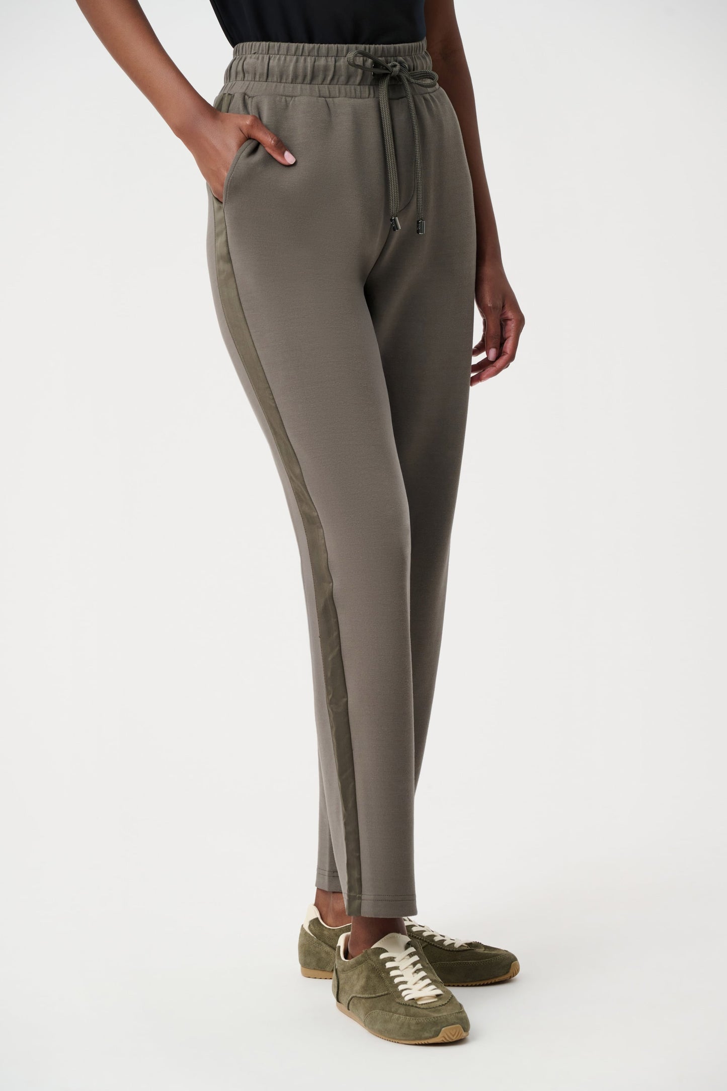 JOSEPH RIBKOFF Scuba Jersey Straight Leg Pants 263623
