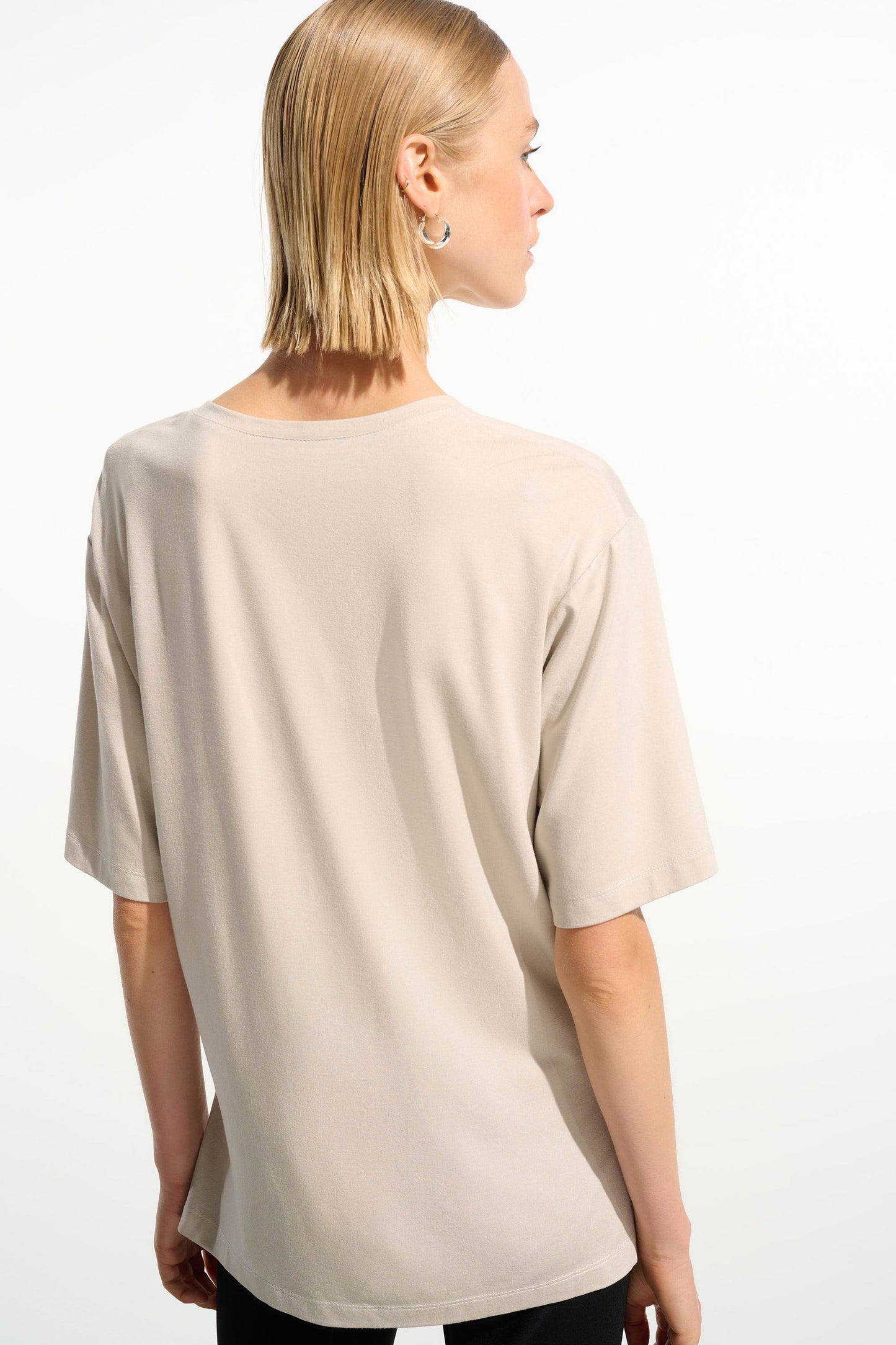 JOSEPH RIBKOFF 261600 Jersey Boxy Tunic With V-neckline in moonstone