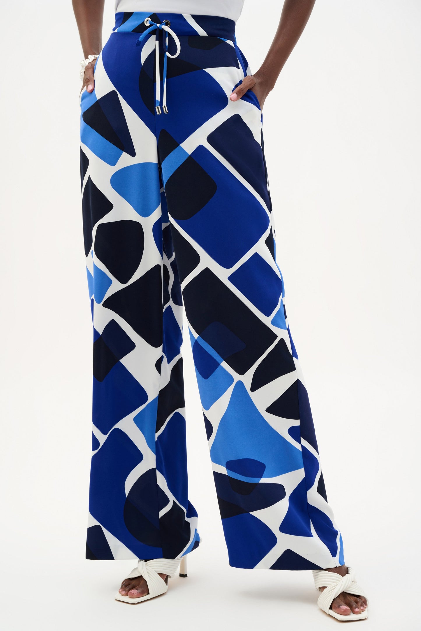 JOSEPH RIBKOFF 262155 Recycled Woven Geometric Print Wide Leg Pull-On Pants