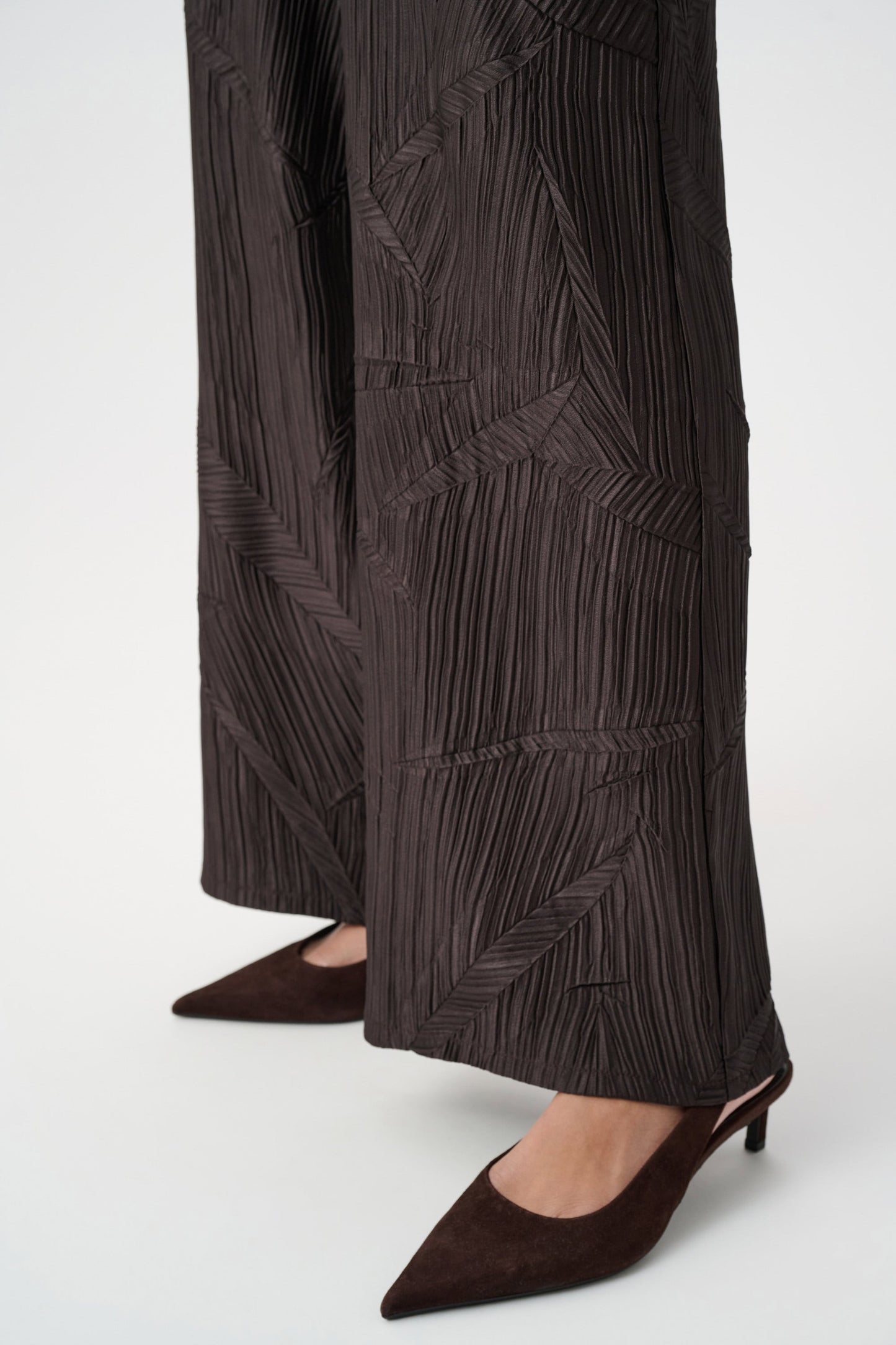 JOSEPH RIBKOFF Pleated Satin Pull-On Wide-Leg Pants 263052