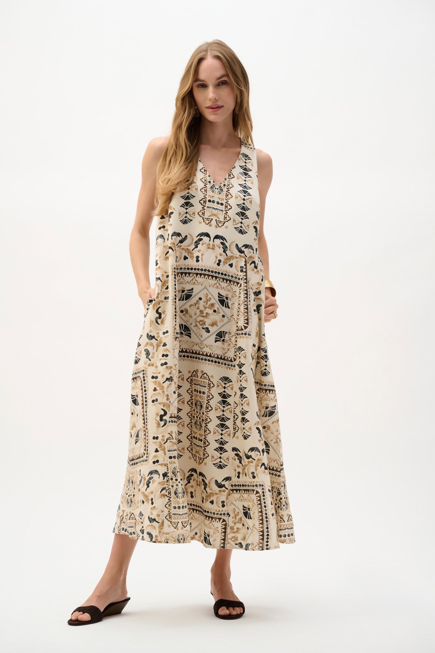 Linen Blend Scarf Print A-Line Dress
262908 Joseph Ribkoff
