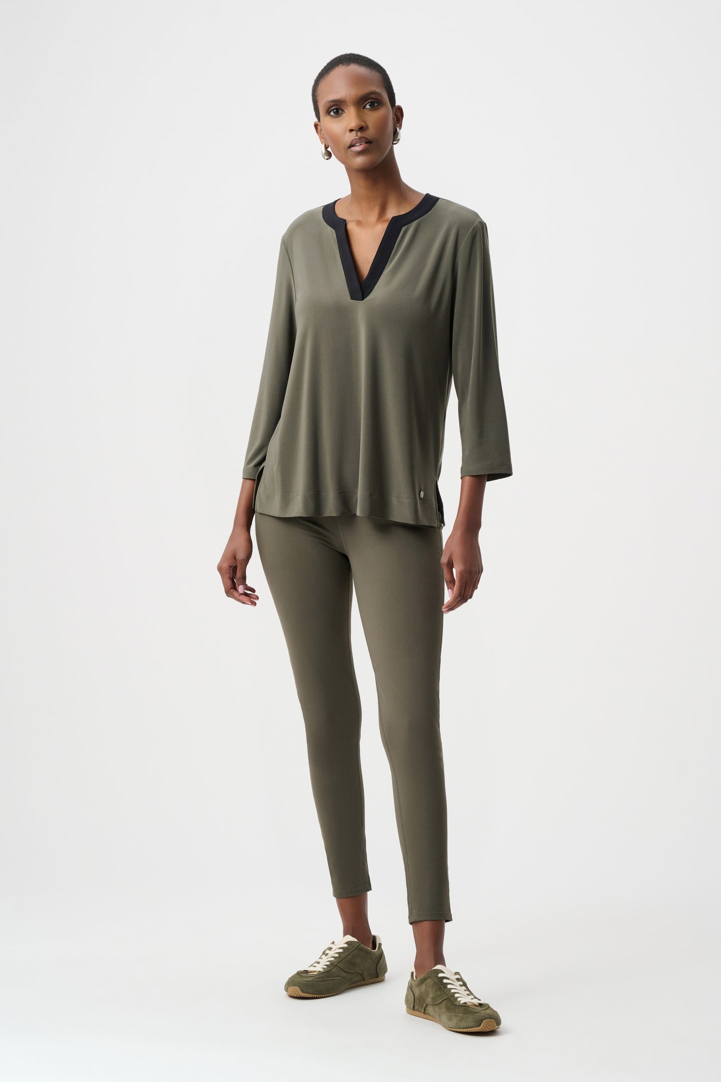 JOSEPH RIBKOFF Silky Knit Color Block Straight Top 263629