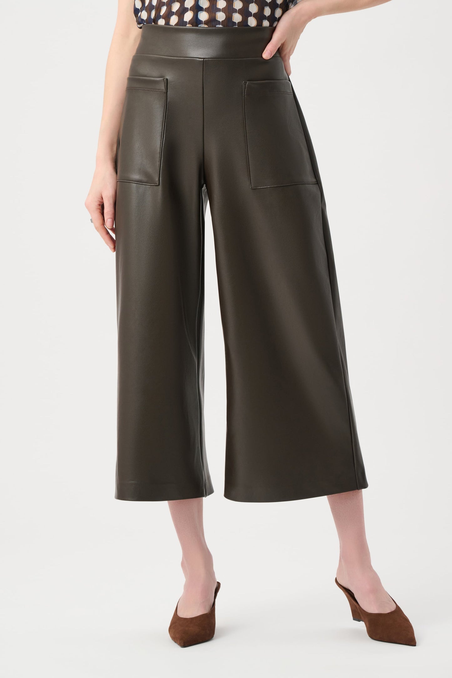 Leatherette Pull-On Culotte Pants
263096