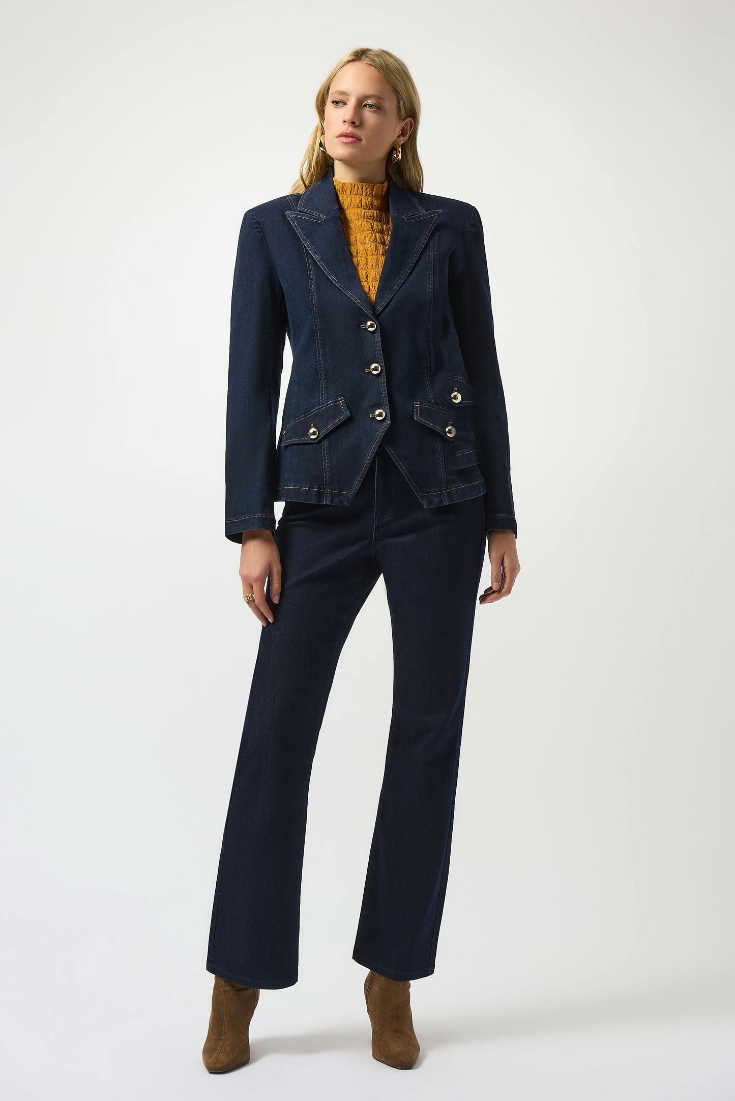 Stretch Denim Fitted Blazer with Gold Buttons
253982