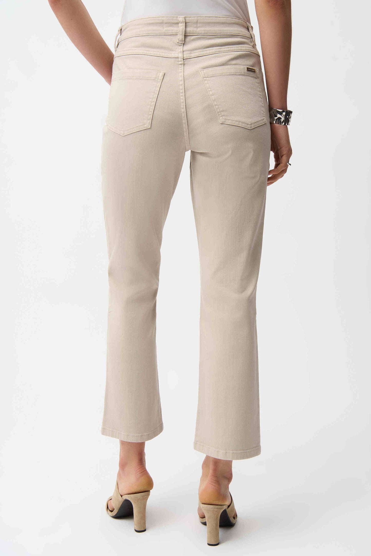 Margot | Classic Straight Leg Stretch Jeans
261995