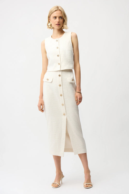 JOSEPH RIBKOFF Bouclé Pencil Skirt With Gold Buttons
261301